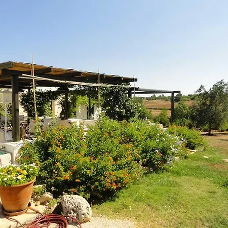 Villa Sleeps 10 With Pool And Air Con *