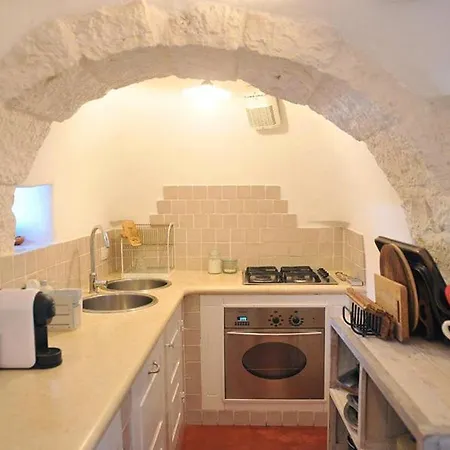Sleeps 10 With Pool And Air Con Villa Cisternino