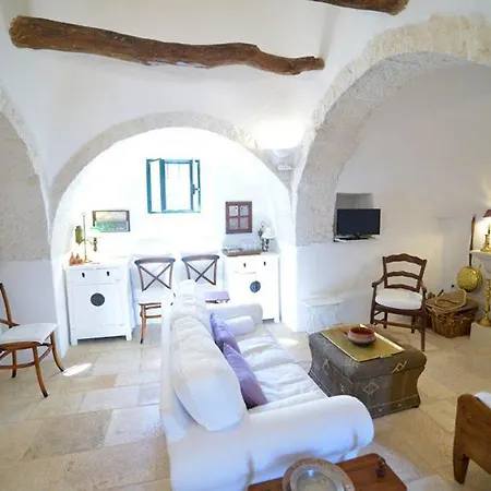 Sleeps 10 With Pool And Air Con *